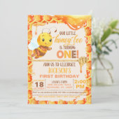 Invitation à l'anniversaire de l'abeille (Debout devant)