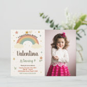 Invitation à l'anniversaire de l'arc-en-ciel avec  (Debout devant)