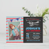 Invitation à l'anniversaire de l'avion (Debout devant)