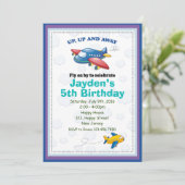 Invitation à l'anniversaire de l'avion (Debout devant)