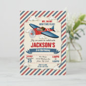 Invitation à l'anniversaire de l'avion / Fête des  (Debout devant)