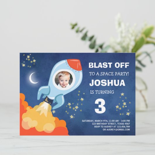 Invitation à l'anniversaire de l'espace Astronaute (Debout devant)