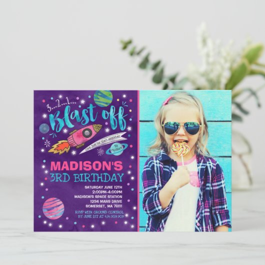 Invitation à l'anniversaire de l'espace Partie spa (Debout devant)