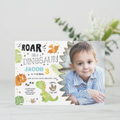 Invitation à l'anniversaire de Roar Dinosaur Dino (Debout devant)