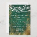 Invitation à l'anniversaire des aurores vertes<br><div class="desc">Une invitation richement colorée à la fête de l'anniversaire du mariage vert avec un arrière - plan en or faux métallique en détresse avec des lumières festives. Parfait pour les anniversaires d'étape comme les 5ème, 10ème, 15ème, 20ème, 25ème, 30ème, 35ème, 40ème, 45ème, 50ème, 55ème, 60ème ... ou n'importe quelle année...</div>