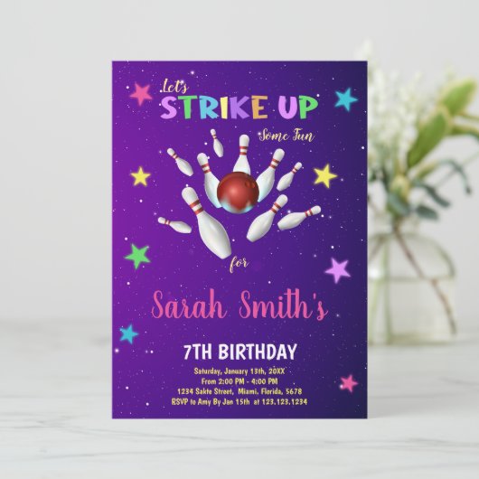 Invitation à l'anniversaire du Bowling violet clai (Debout devant)