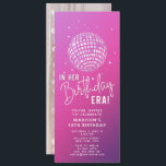 Invitation À l'ère de son anniversaire, fête de l'ère, fête d<br><div class="desc">Dans Son Anniversaire, Era Party, Eras Party Personnalisé Photo Invitation présente une simple boule de parties scintillant disco avec le texte "In Her Birthday Era" dans le script moderne de typographie blanche. Ajoutez votre photo préférée au verso. Parfait pour tous les âges Fêtes d'anniversaire de Swifties. Envoyez par la poste...</div>