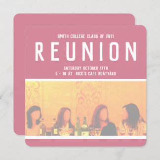 Invitation à l'événement pour femmes en rose et ja