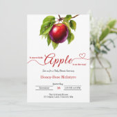 Invitation A Little Apple Is On The Way | Fall Baby Shower  (Debout devant)