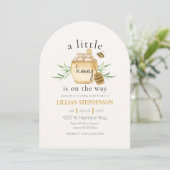 Invitation A Little Honey Is On The Way Bee Baby Shower (Debout devant)