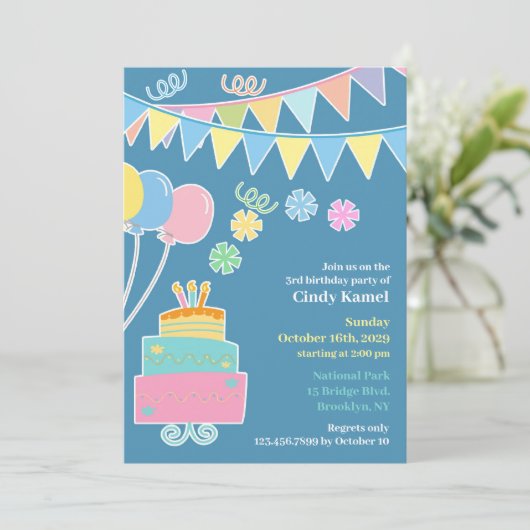 Invitation à plat de gâteau fête d'anniversaire (Debout devant)