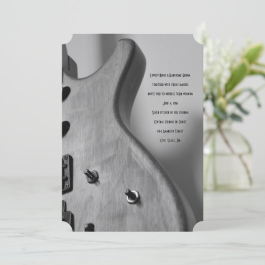 Invitation à un mariage élégant pour guitare élect (Debout devant)