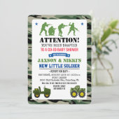 Invitation à une baby shower pour bébé militaire (Debout devant)