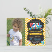 Invitation à une fête à la piscine garçon jaune Sp (Debout devant)