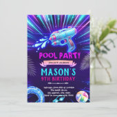 Invitation à une fête au pistolet à eau néon (Debout devant)