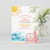 Invitation à une fête d'anniversaire à la plage (Debout devant)