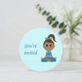 Invitation à une fête d'anniversaire à une fête de (Debout devant)