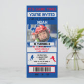 Invitation à une fête d'anniversaire avec un bille (Debout devant)