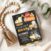 Invitation à une fête d'anniversaire avec un camio