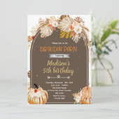 Invitation à une fête d'anniversaire Boho Pumpkin (Debout devant)