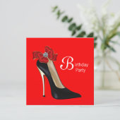 Invitation à une fête d'anniversaire chaussure à t (Debout devant)