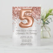 Invitation à une fête d'anniversaire de 5 ans Rose (Debout devant)