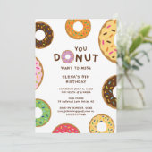 Invitation à une fête d'anniversaire Donut (Debout devant)