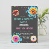 Invitation à une fête d'anniversaire Donut and dun (Debout devant)