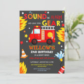 Invitation à une fête d'anniversaire sur le thème (Debout devant)