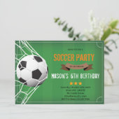 Invitation à une fête de foot adorable (Debout devant)