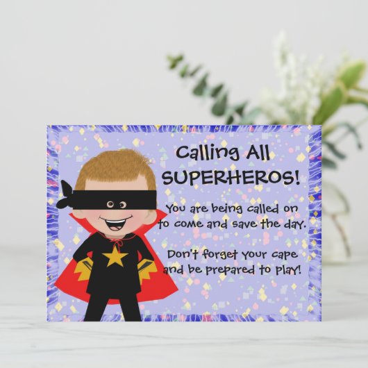Invitation à une fête de super-héros (Debout devant)