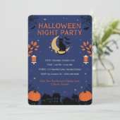 Invitation à une fête d'Halloween avec un chat noi (Debout devant)