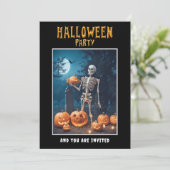 Invitation à une fête d'Halloween Squelette tenant (Debout devant)