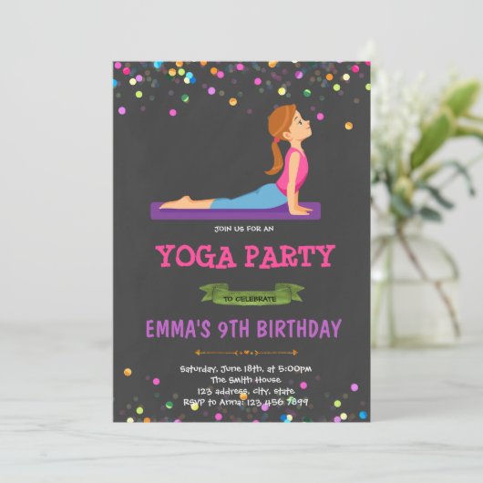 Invitation à une soirée à thème yoga (Debout devant)