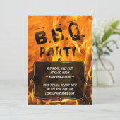 Invitation à une soirée barbecue de brûlures chaud (Debout devant)
