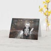 Invitation à une soirée Halloween. Carte (Fleur jaune)
