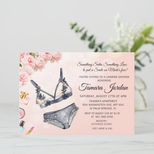Invitation à une soirée lingerie (Debout devant)