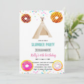 Invitation à une soirée pyjama Donut (Debout devant)