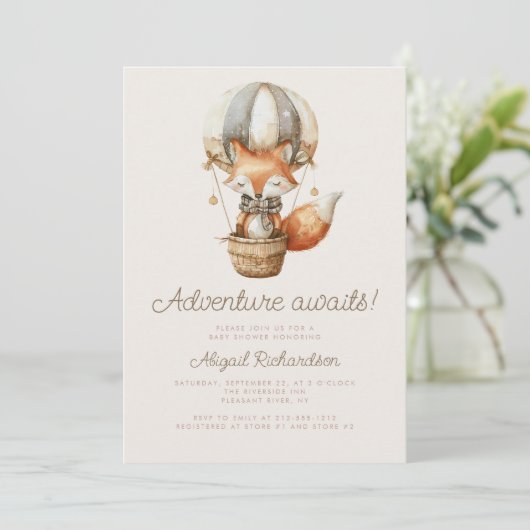 Invitation Adventure Await mignon Fox QR Code Baby shower (Debout devant)