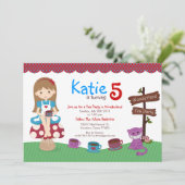 Invitation Alice dans l'invitation d'anniversaire du pays des (Debout devant)