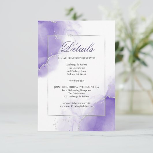 Invitation Amethyst Purple Script Détails Argent (Debout devant)