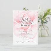 Invitation Amour chic en fleur, script de calligraphie rose d (Debout devant)