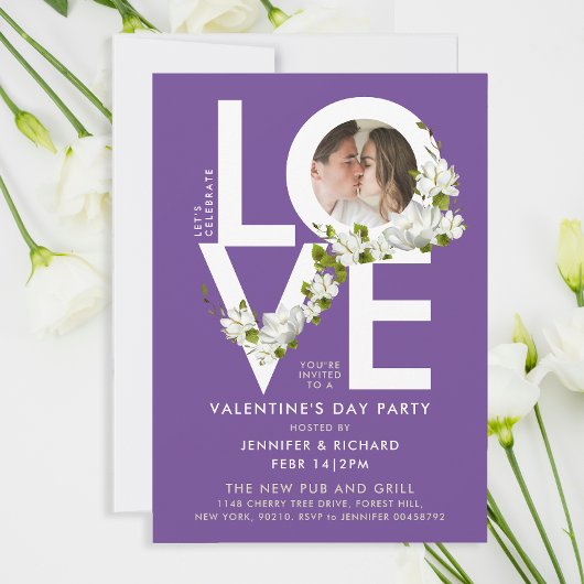 Invitation Amour Floral Typographie Gras Moderne Blanc Violet