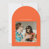 Invitation Amusants Moderne Orange Mariage Été Enregistrer La (Dos)