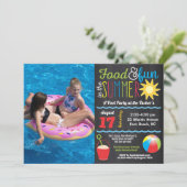 Invitation Amusement au soleil affiche de tableau de craie de (Debout devant)