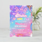 Invitation Amusons-nous au Bowling Fille Anniversaire (Debout devant)