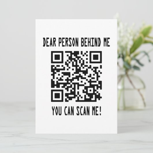 Invitation Analyser mon code QR pour un démarrage motivant (Debout devant)