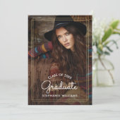 Invitation Année personnalisée Fête de graduation en bois de  (Debout devant)