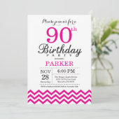 Invitation Anniversaire 90 Ans Chevron Rose Chaud (Debout devant)