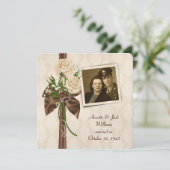 Invitation Anniversaire à l'ancienne avec roses sur damas (Debout devant)